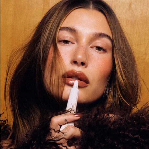 🤎 Rhode Peptide Lip Tint Cinnamon Roll 🤎 - Picture 8 of 13